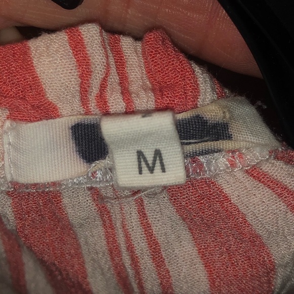 blouses - Picture 1 of 6